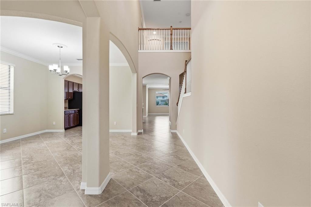 4381 Madagascar Palm WAY