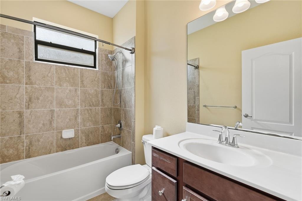4381 Madagascar Palm WAY photo 18