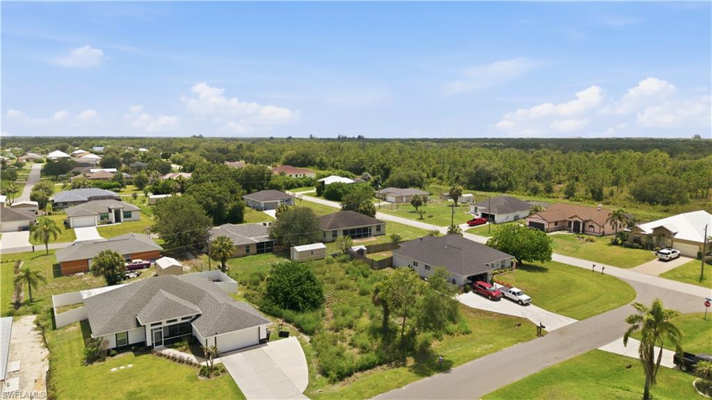 6421 Castlewood CIR
