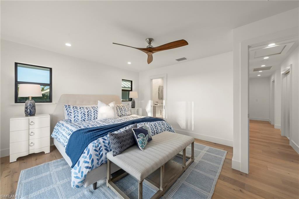 25 Beach Homes photo 23
