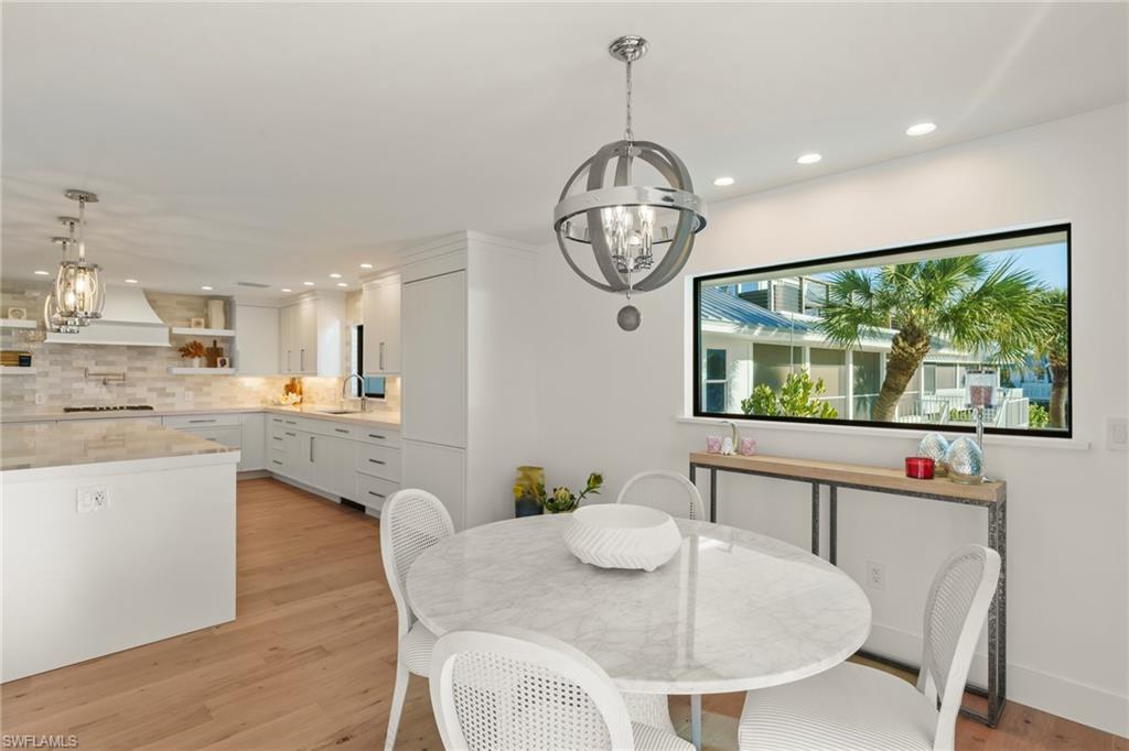 25 Beach Homes photo 17