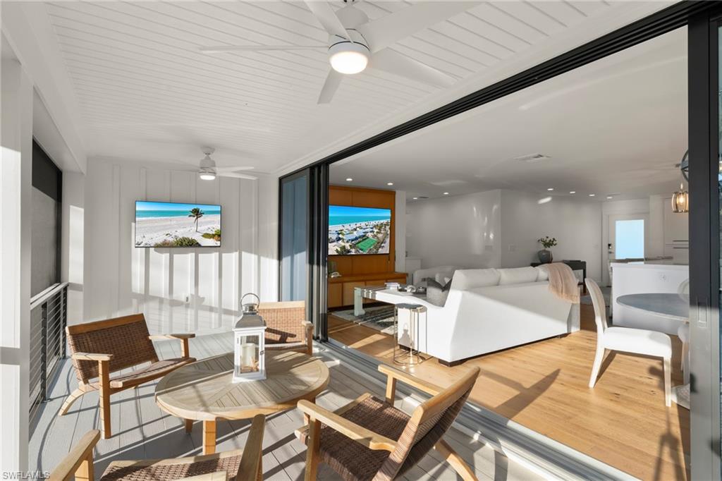 25 Beach Homes photo 16