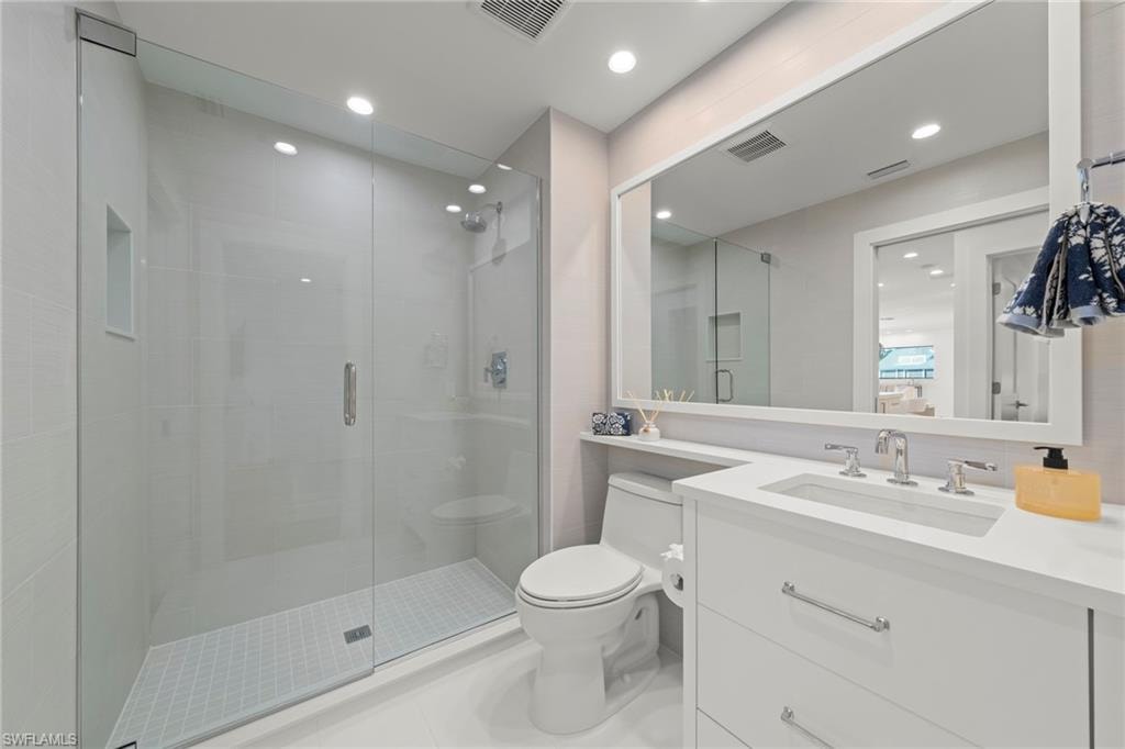 25 Beach Homes photo 34