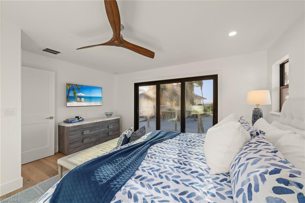 25 Beach Homes photo 24