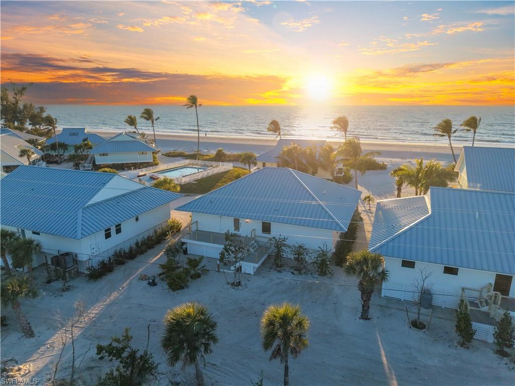 25 Beach Homes photo 39