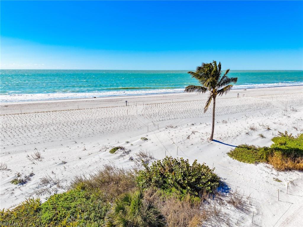 25 Beach Homes photo 46