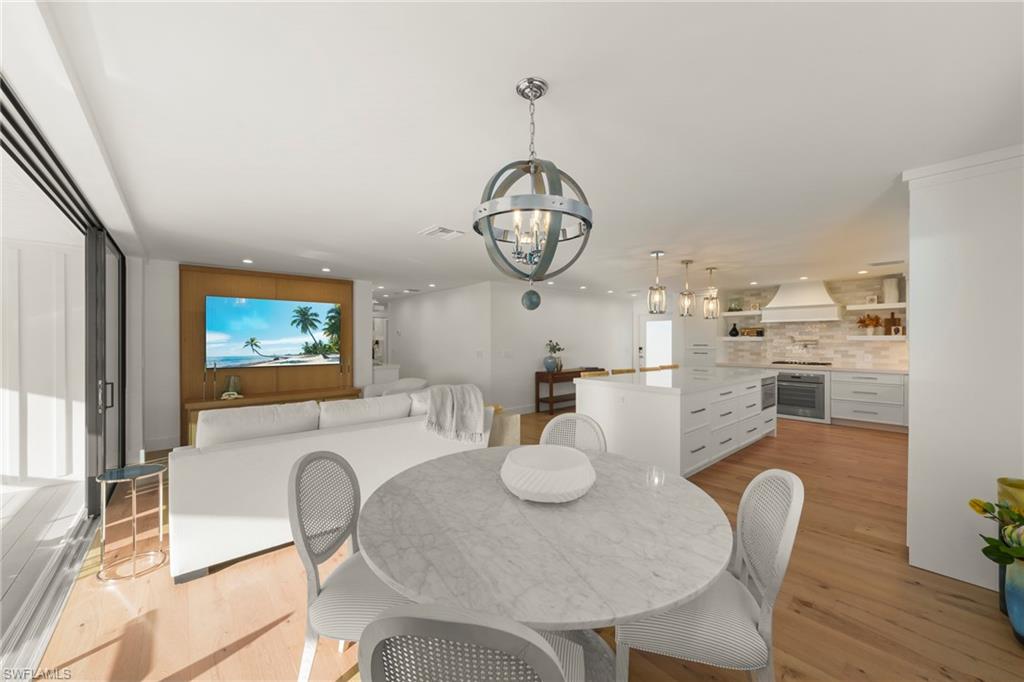 25 Beach Homes photo 19