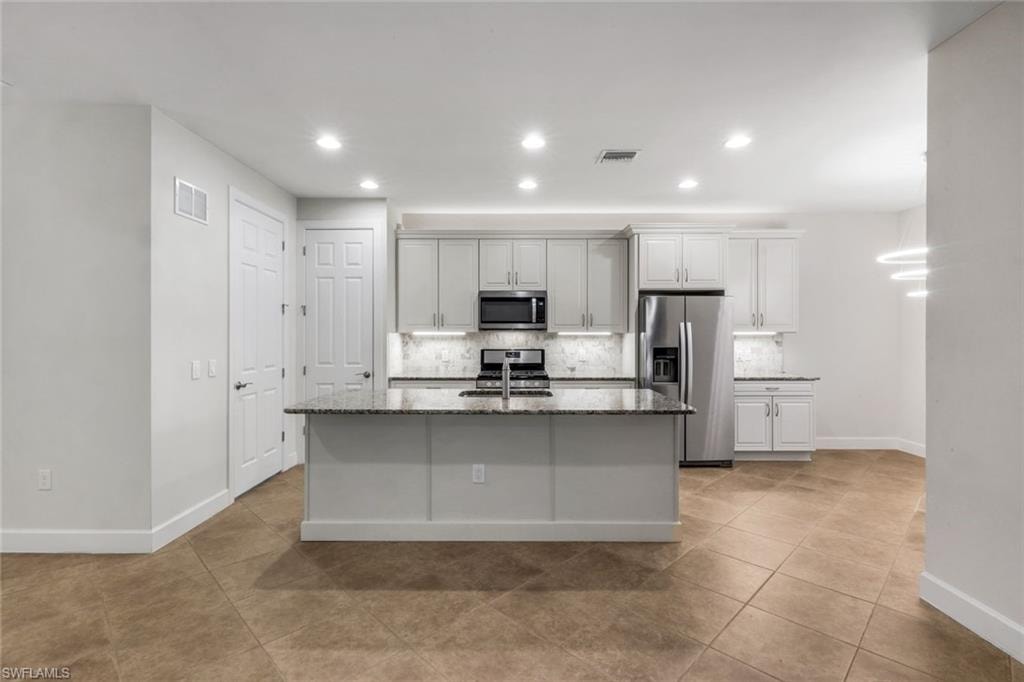 16367 Halberry LN photo 12