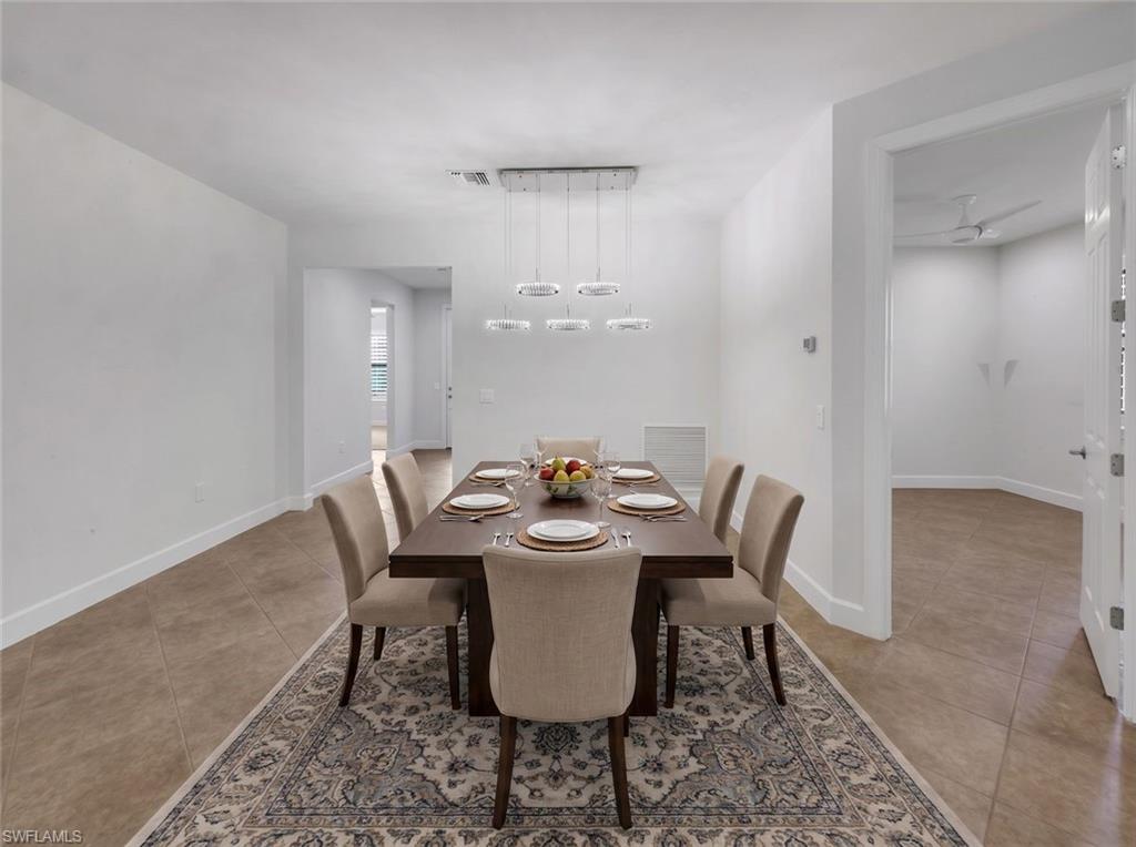 Dining room VS