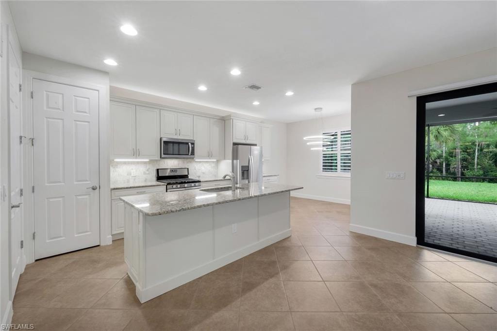 16367 Halberry LN photo 11