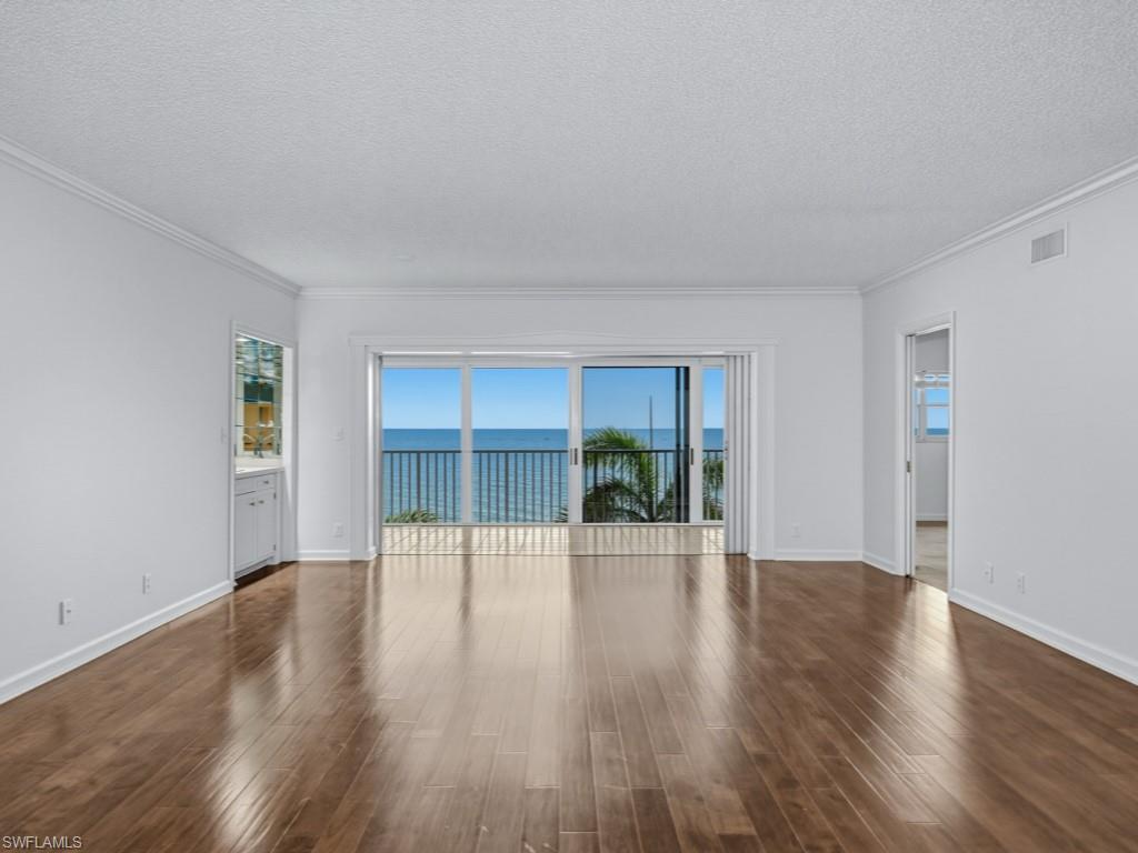 2905 GULF SHORE BLVD N 501N