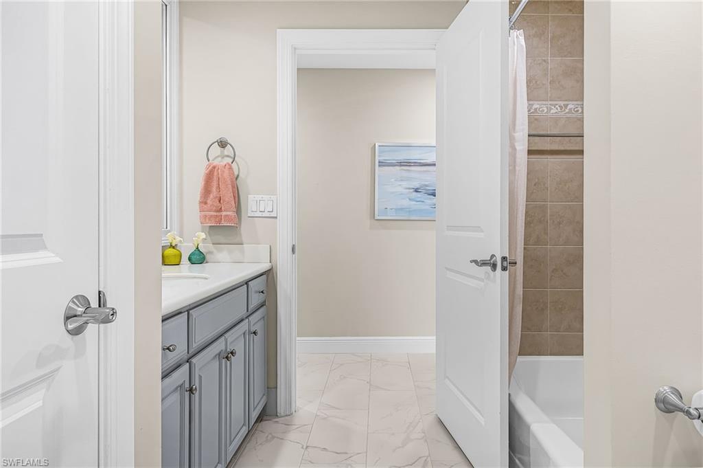 4192 Bay Beach LN 875 photo 20
