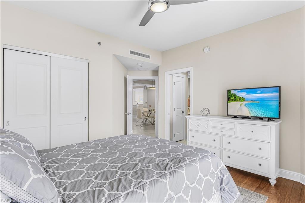 4192 Bay Beach LN 875 photo 18