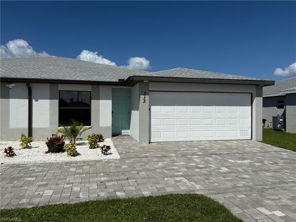 313 SW 47th TER