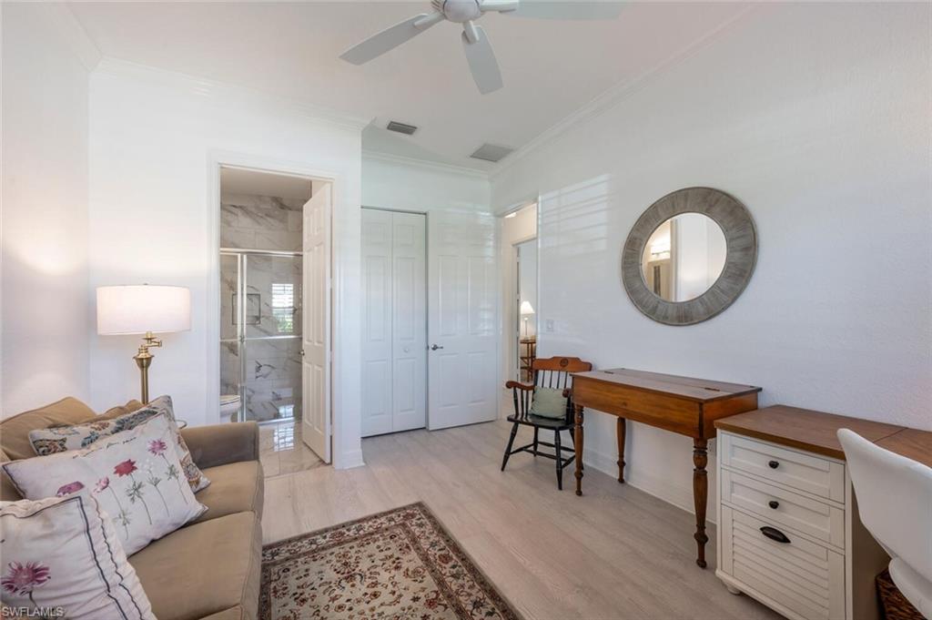 Guest bedroom w/ensuite