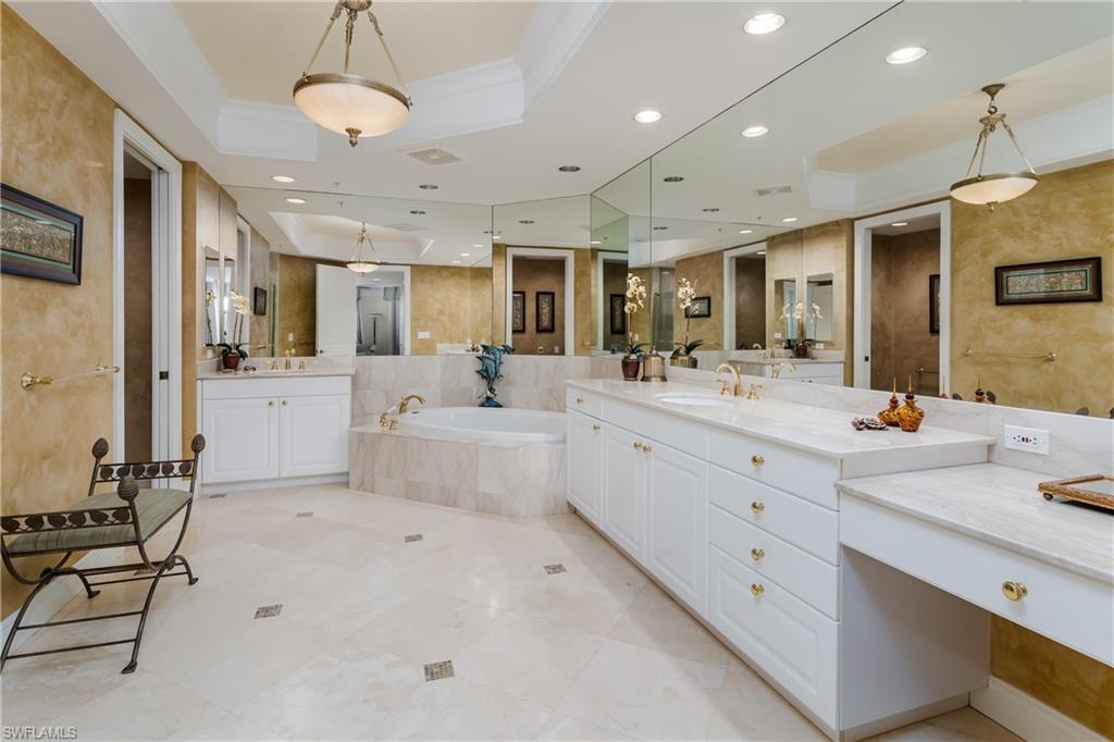 970 Cape Marco DR 504 photo 27