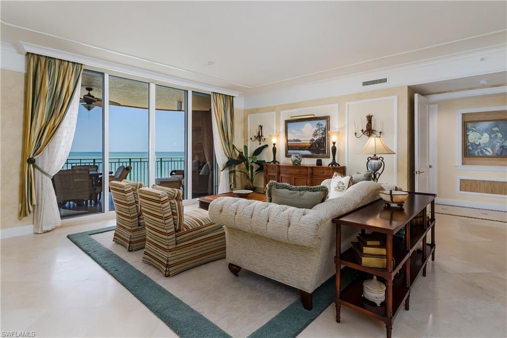 970 Cape Marco DR 504 photo 9