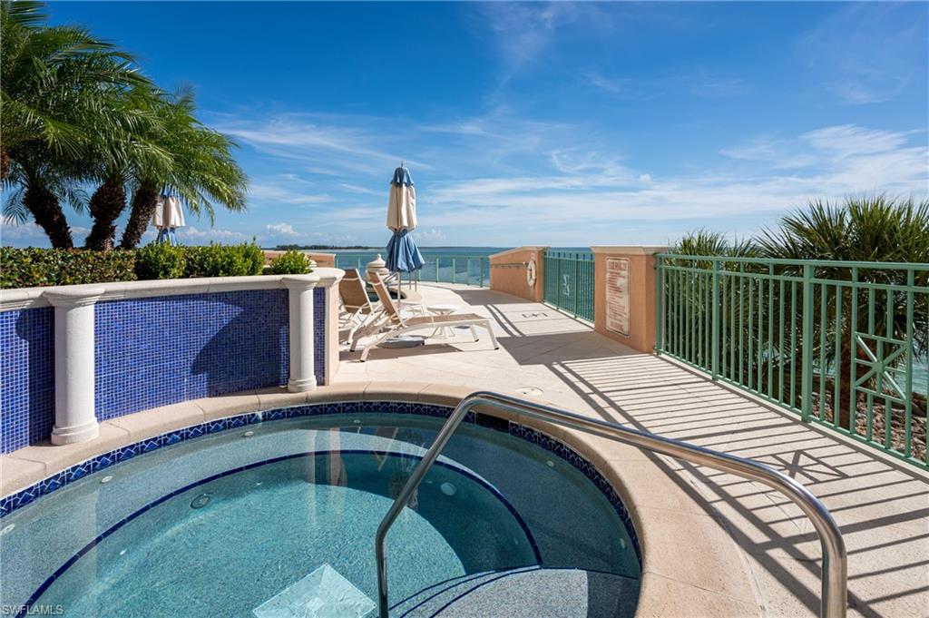 970 Cape Marco DR 504 photo 40
