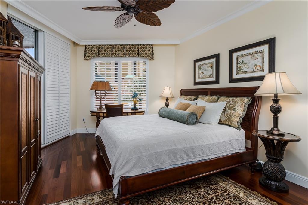 970 Cape Marco DR 504 photo 29