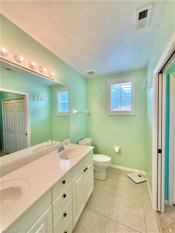 517 Robin Hood CIR 101 photo 26