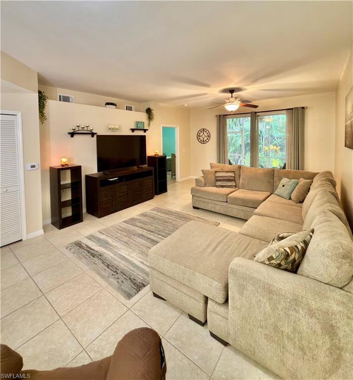 517 Robin Hood CIR 101