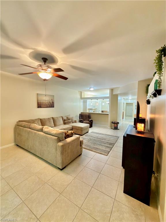 517 Robin Hood CIR 101 photo 19