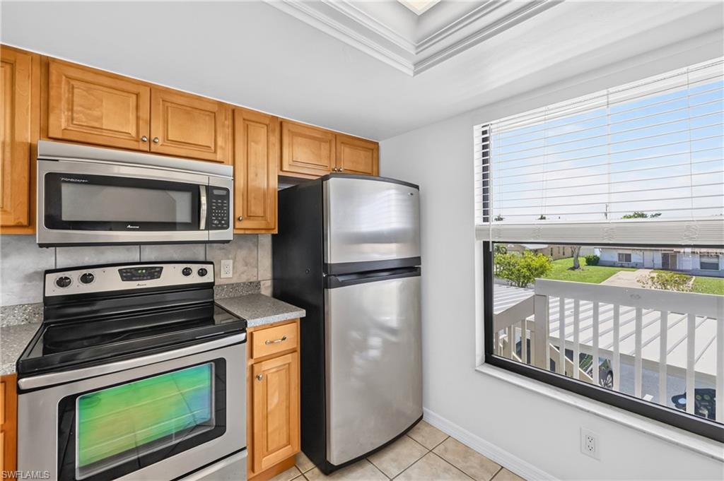 4708 SW 8th PL 201 photo 6