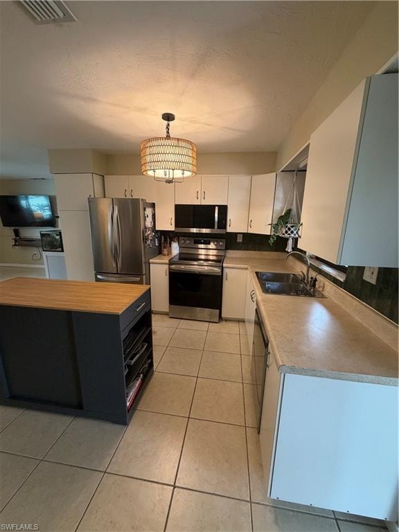 11543 Chapman AVE photo 7