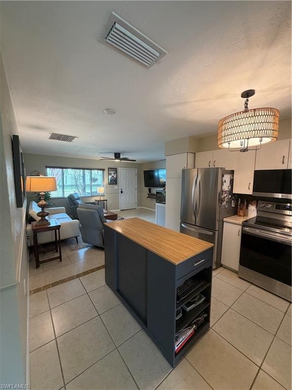 11543 Chapman AVE photo 8