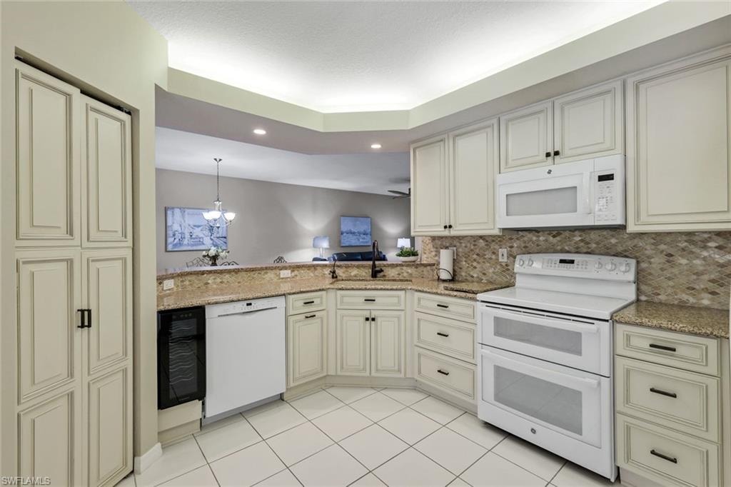 23730 Eddystone RD 5102 photo 7