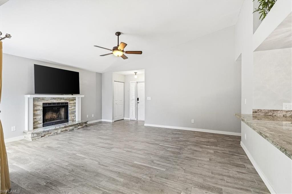 6238 Timberwood CIR 109 photo 7