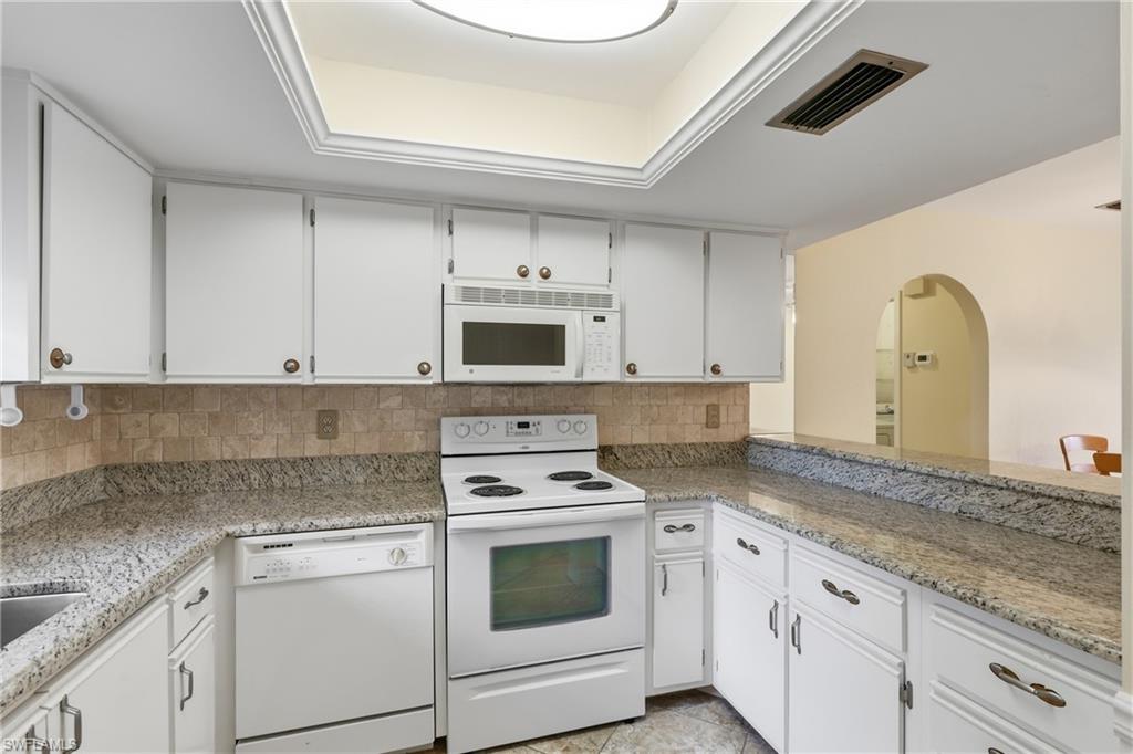 10 Beth Stacey BLVD 206 photo 24