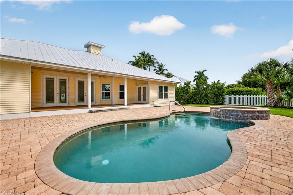 12281 McGregor Palms DR photo 33