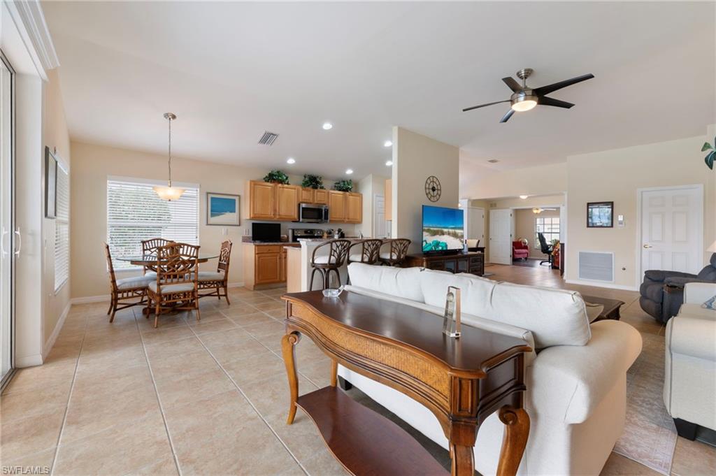 10025 Majestic AVE photo 21