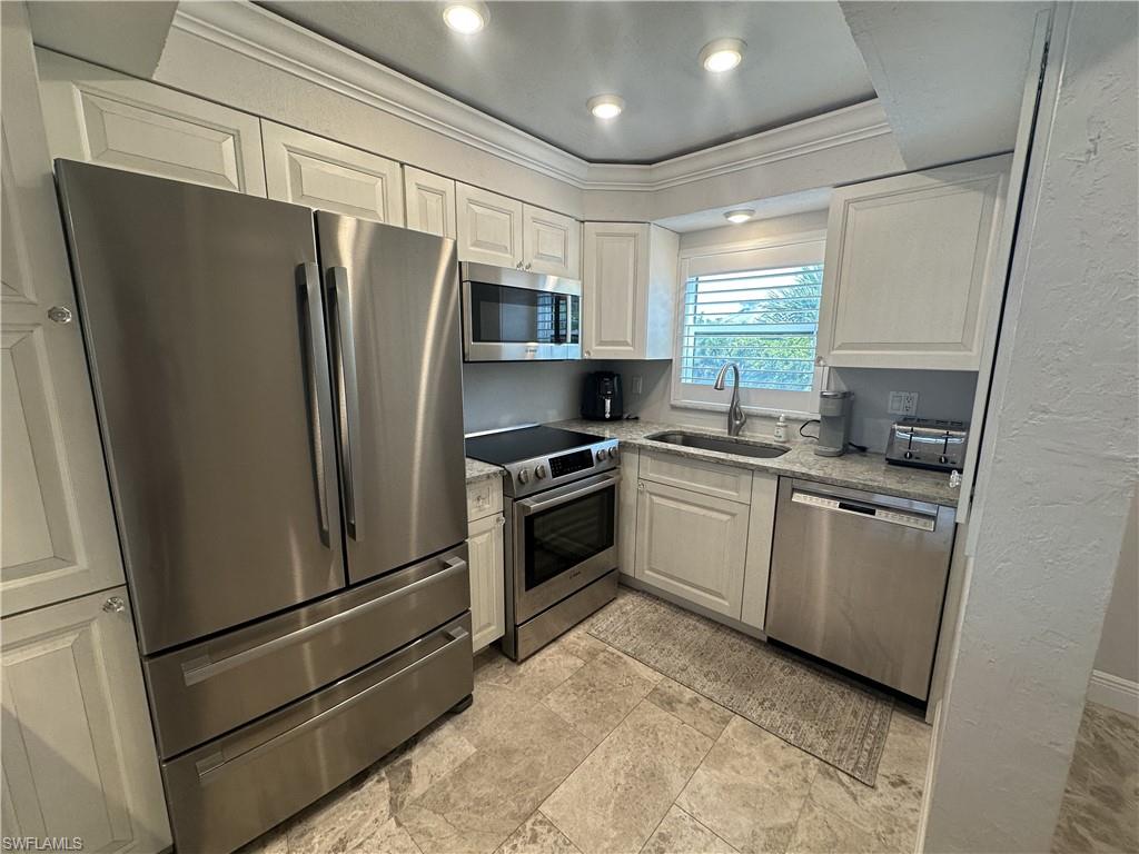 6893 Estero BLVD 426