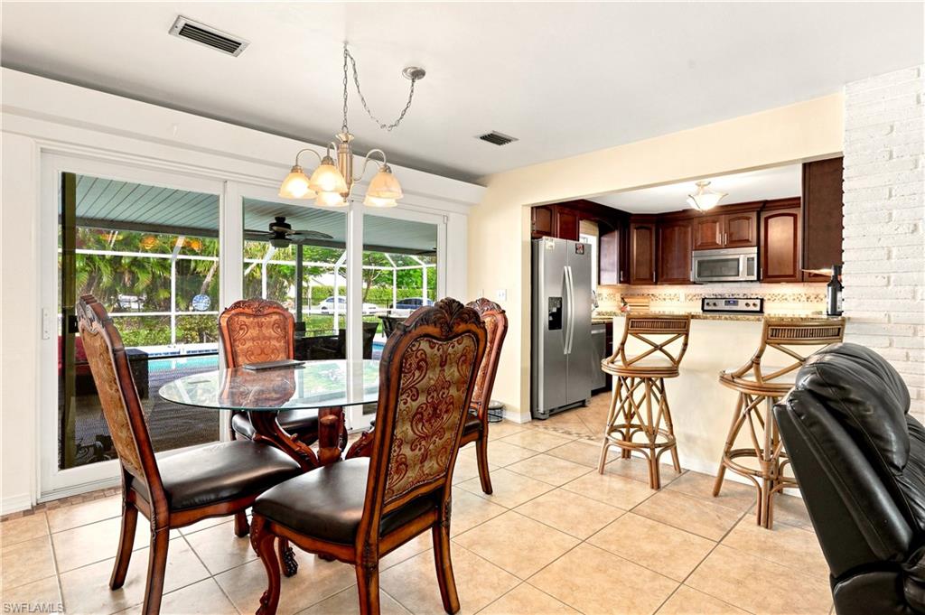 2741 McGregor BLVD photo 10
