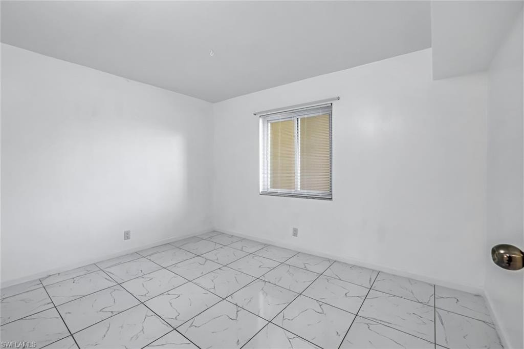 1000 Manatee RD A306 photo 11
