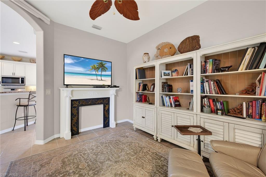 9311 Trieste DR photo 16