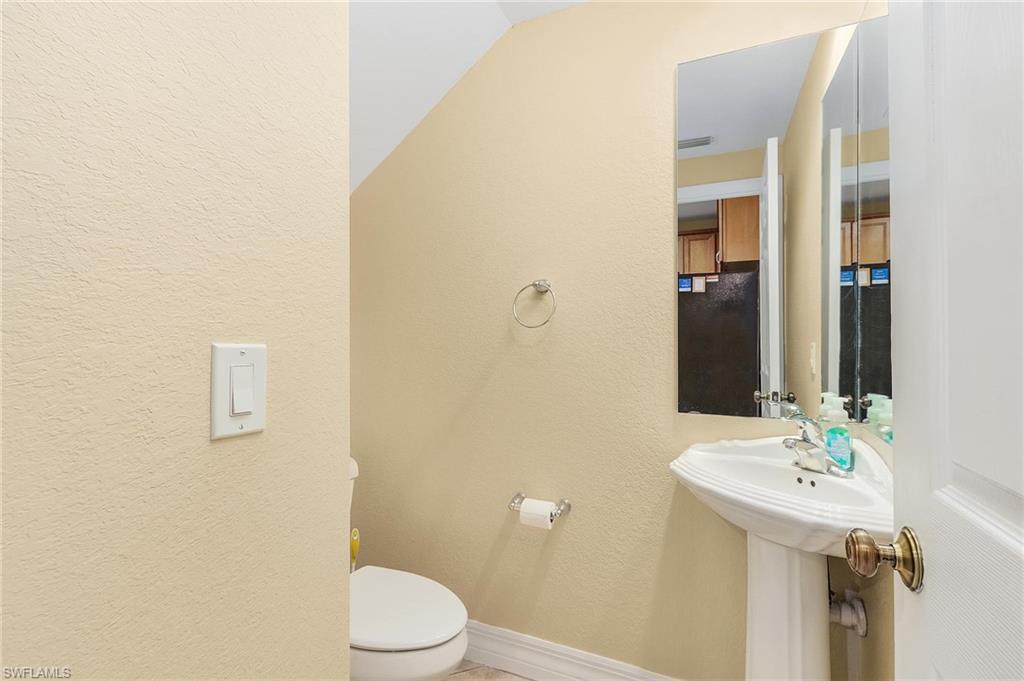 9817 Cristalino View WAY 103 photo 13