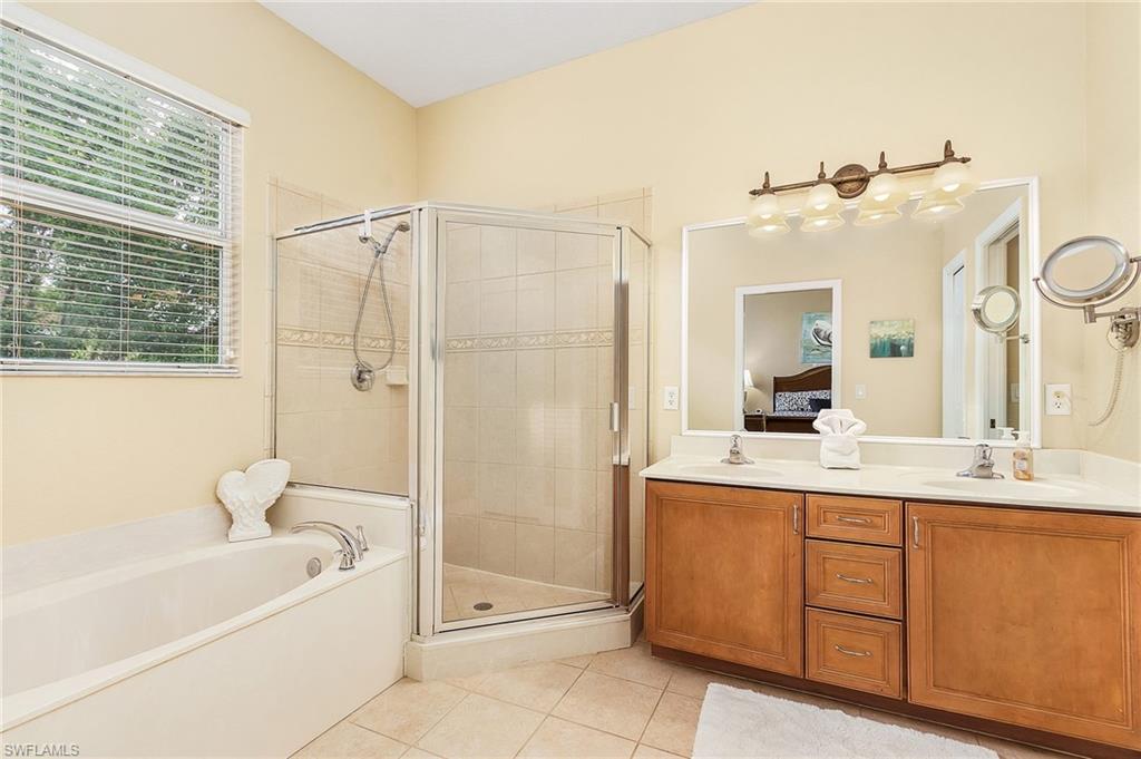 9817 Cristalino View WAY 103 photo 18