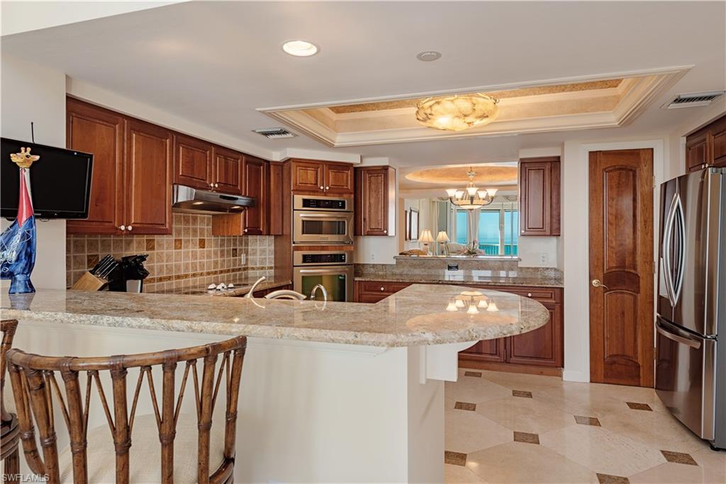 7117 Pelican Bay BLVD 1905