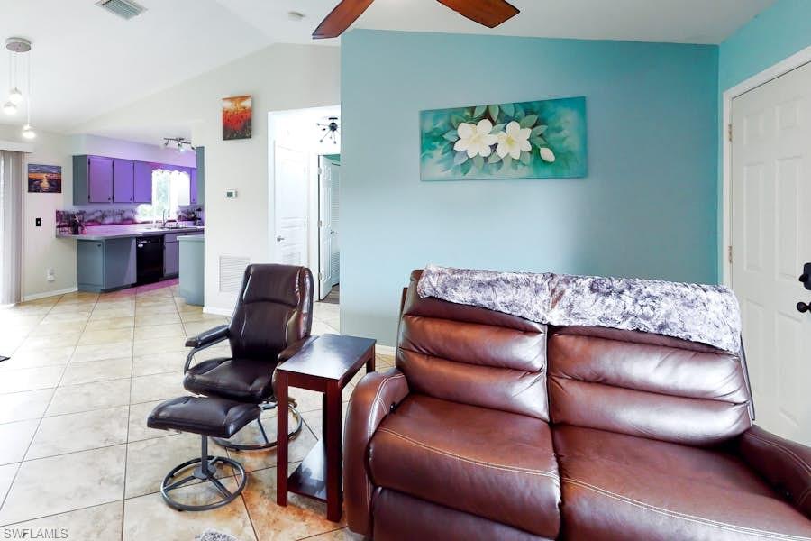 18401 Huckleberry RD