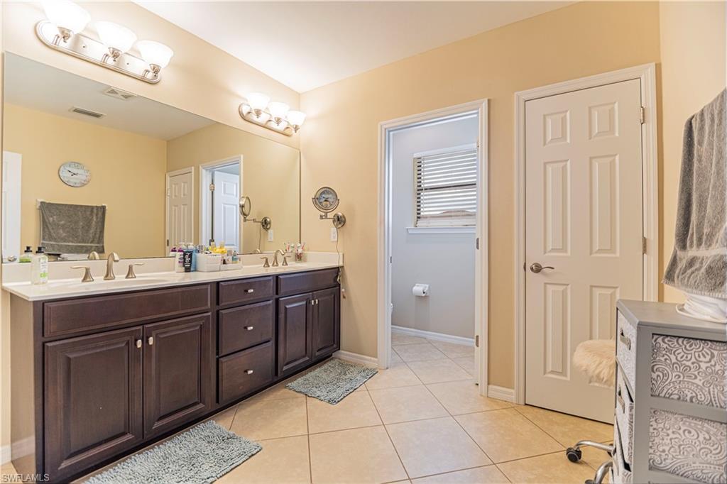 14758 Sutherland AVE 412 photo 13