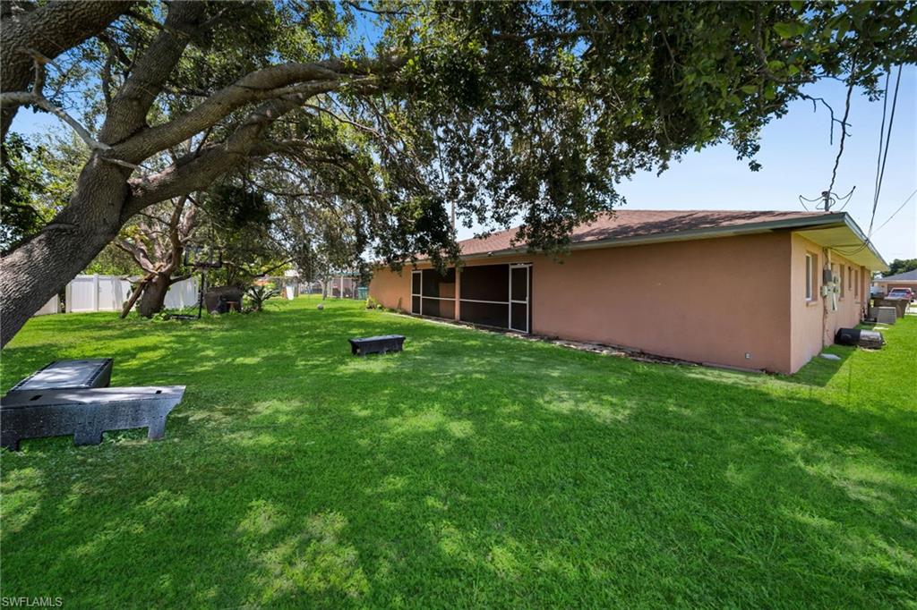 3738 Santa Barbara BLVD photo 20