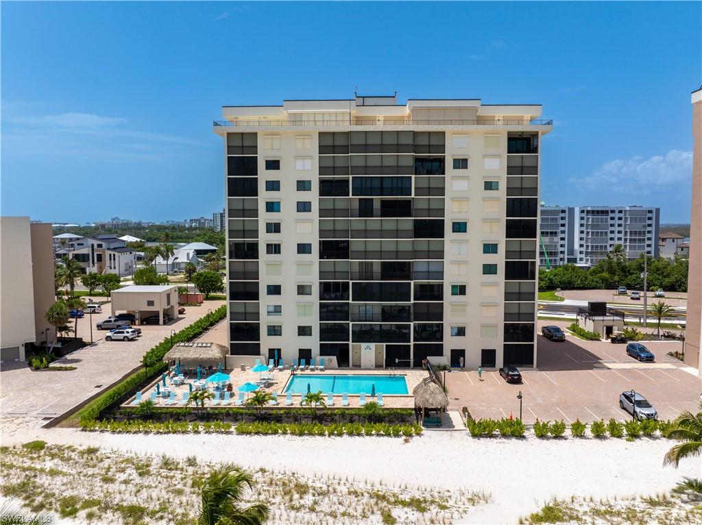 8400 Estero BLVD 502 photo 24