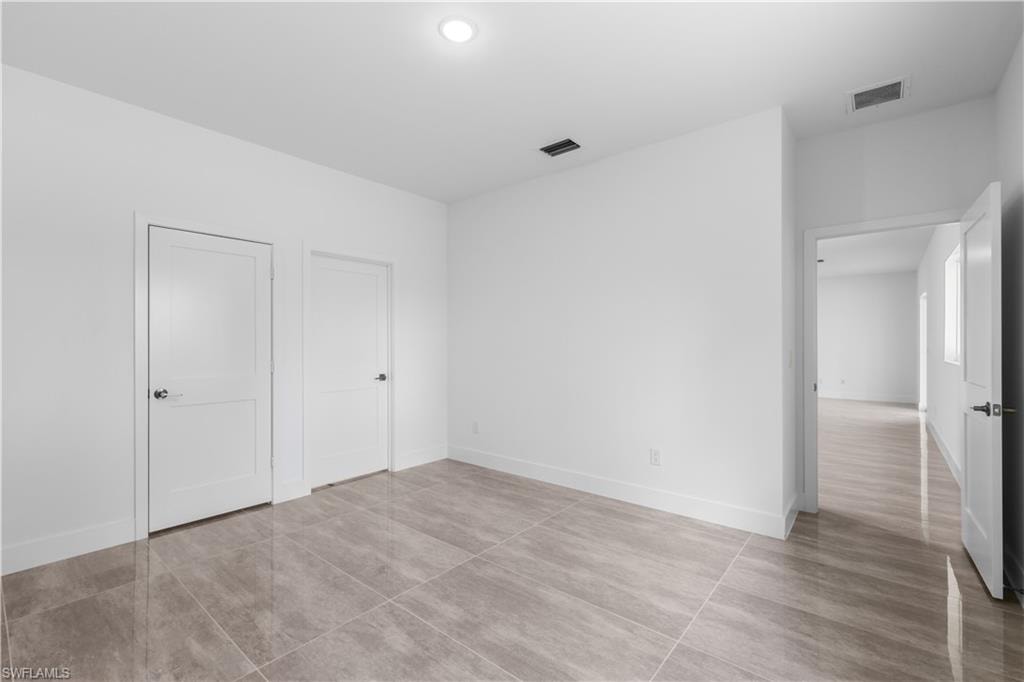 1142 Dutchess ST E photo 18