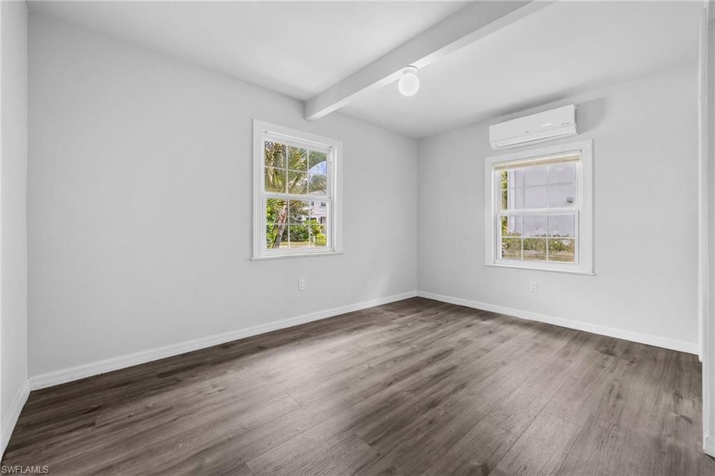 2664 Van Buren AVE photo 15