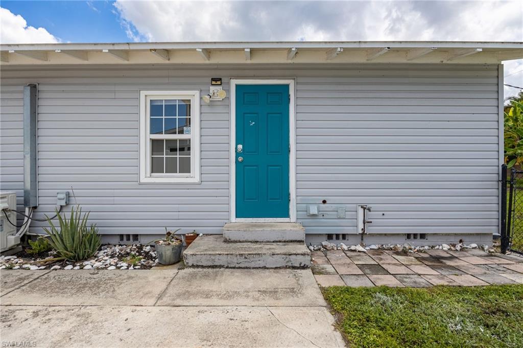 2664 Van Buren AVE photo 21