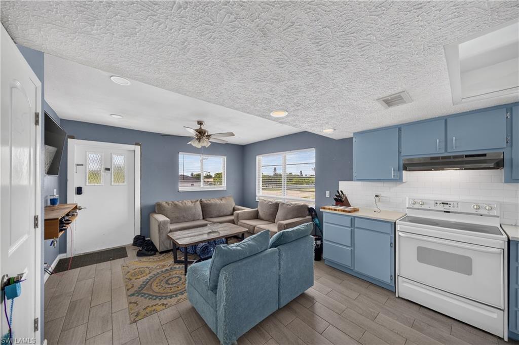 4420 Santa Barbara BLVD 204 photo 7