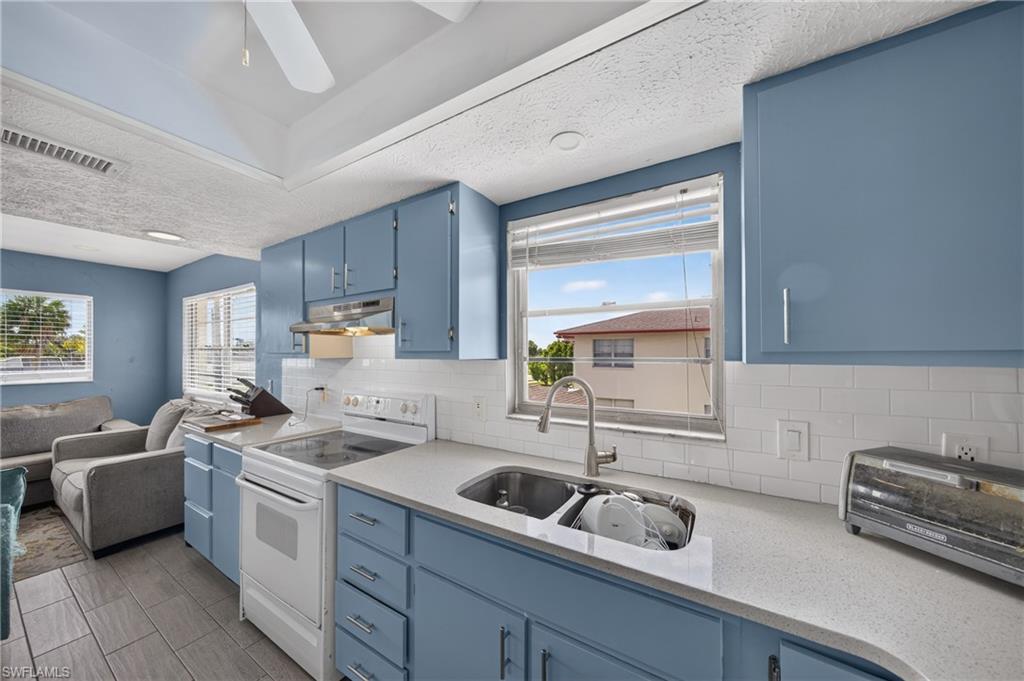 4420 Santa Barbara BLVD 204 photo 10